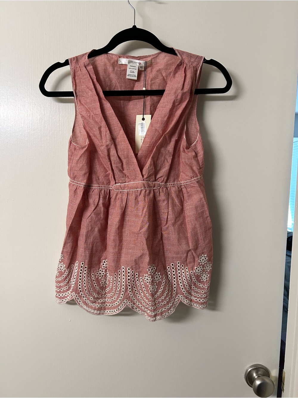 Red Embroidered V-Neck Sleeveless Top